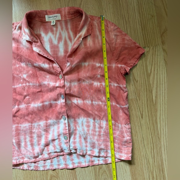 Cloth & Stone X Anthropologie Tie Dye Button
Front T-Shirt Size XS - Picture 4 of 6